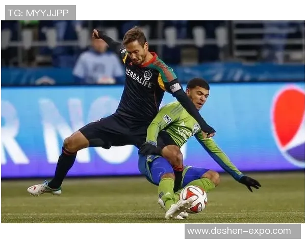 西雅图海湾人迎战洛杉矶银河展现足球激情与实力对决